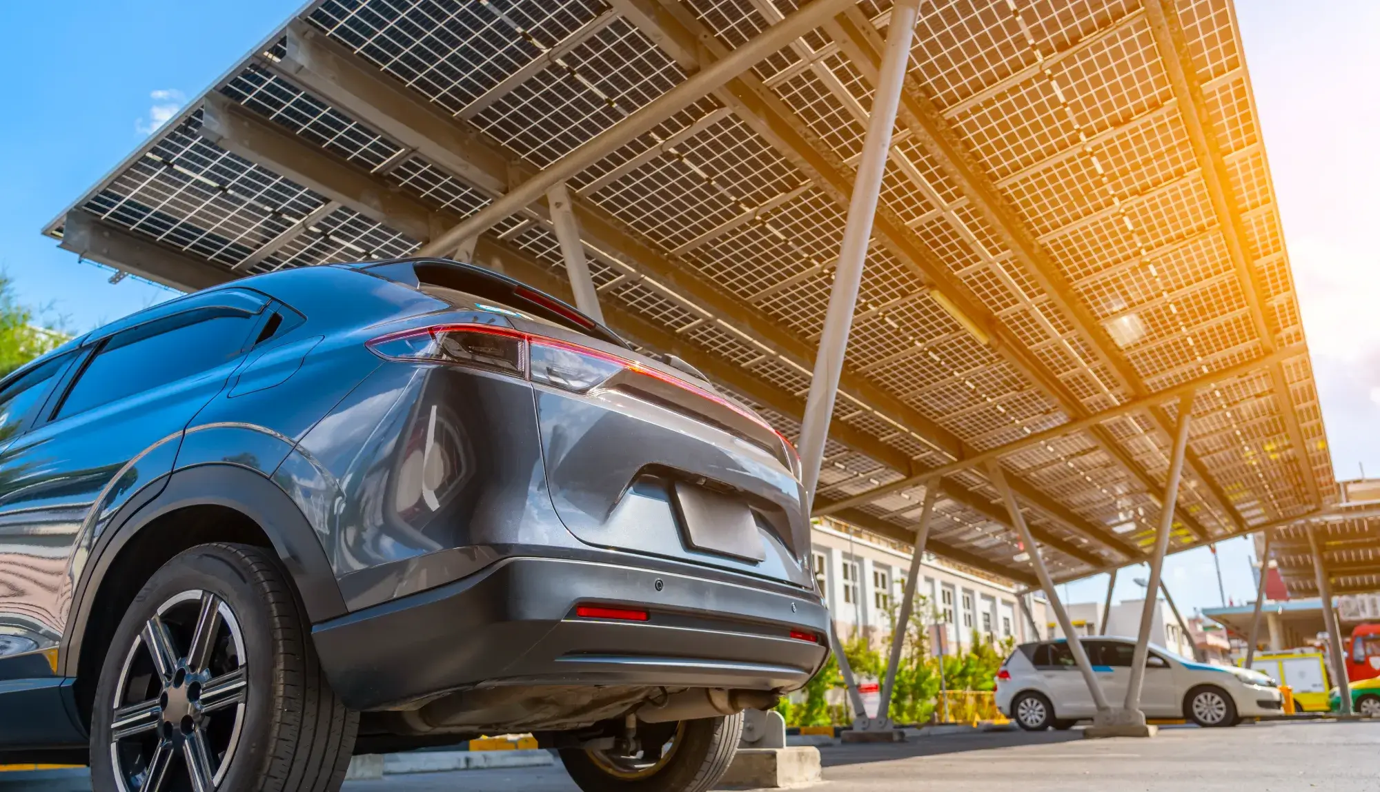 ソーラーカーポート